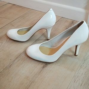 Gianni Bini White Pumps